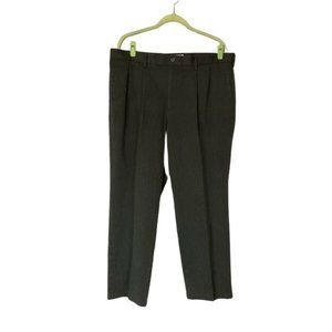Dockers Classic Fit Travel Dark Gray Pleated Front Business Attire Size 40 x 29